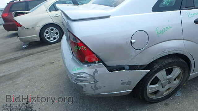 2007 FORD FOCUS - VIN: 1FAHP34N77W286979 - Photo 9