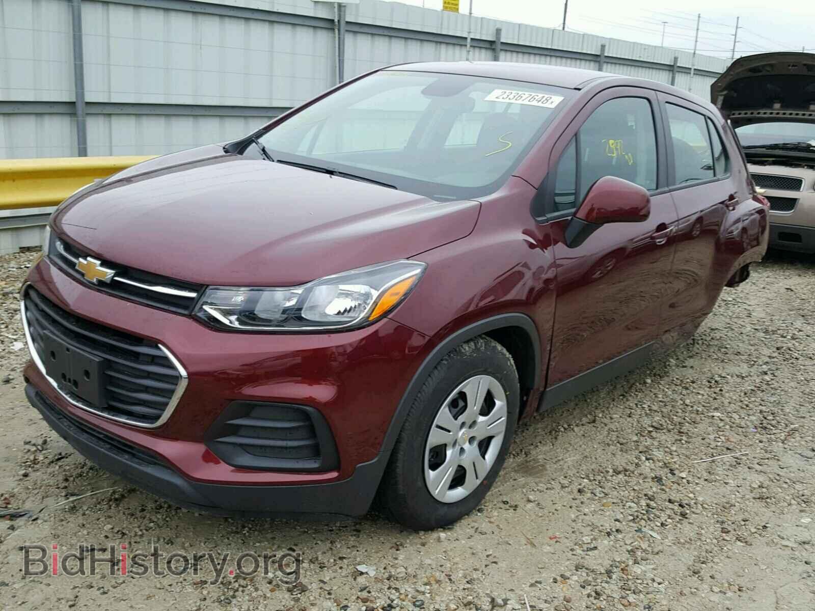 2017 CHEVROLET TRAX - VIN: 3GNCJKSB5HL269573 - Фото 2