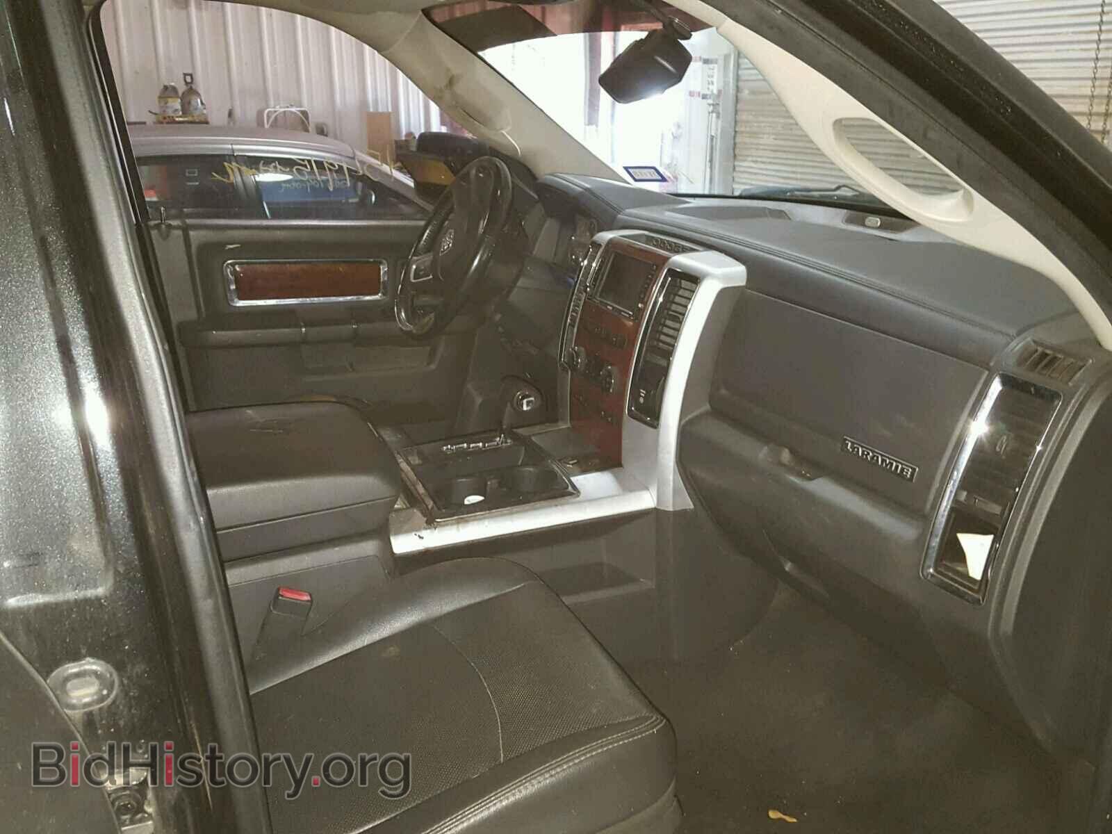 2011 DODGE RAM 1500 - VIN: 1D7RB1CT7BS586898 - Фото 5
