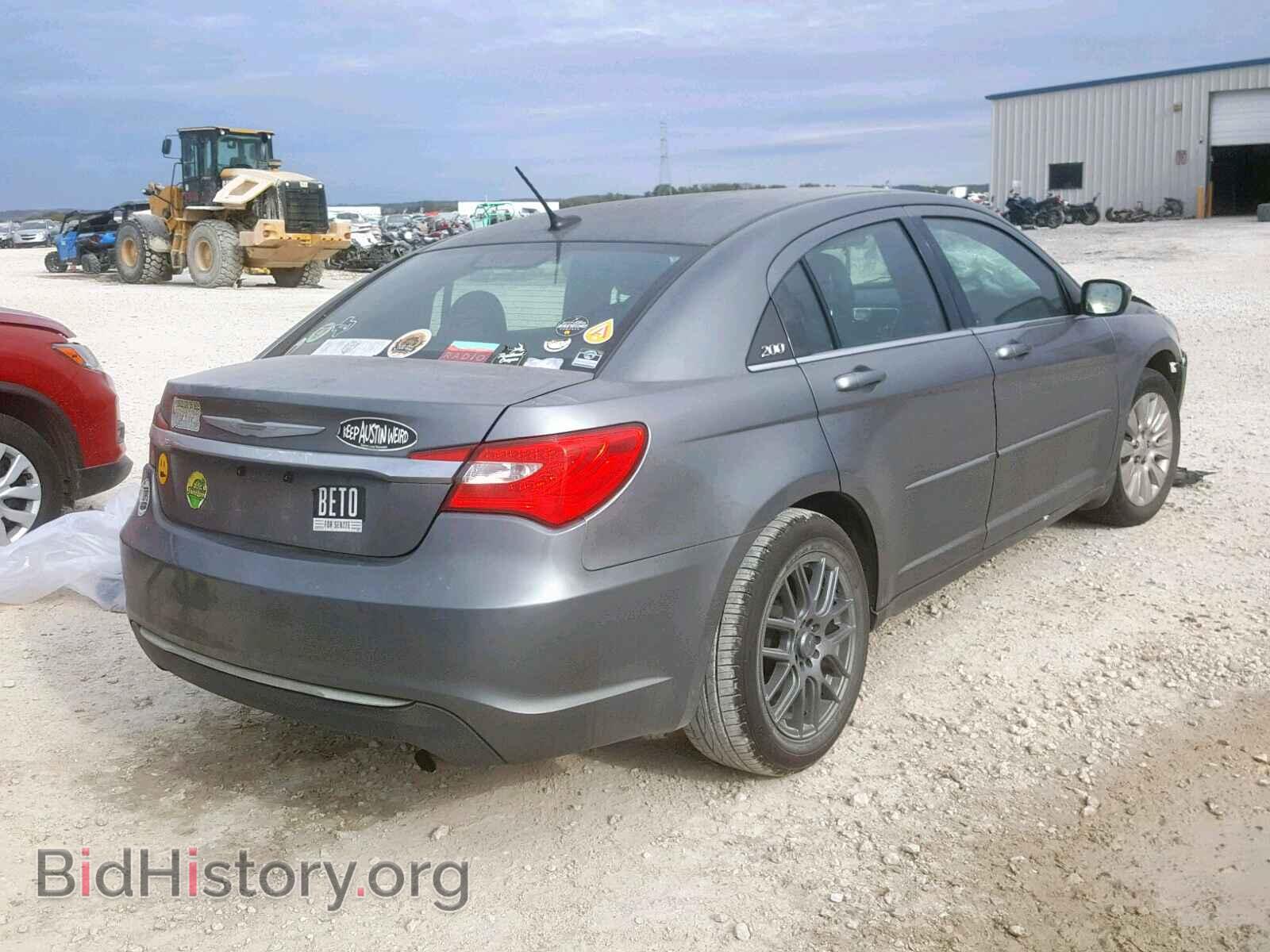 2013 CHRYSLER 200 - VIN: 1C3CCBAB0DN636060 - Фото 4