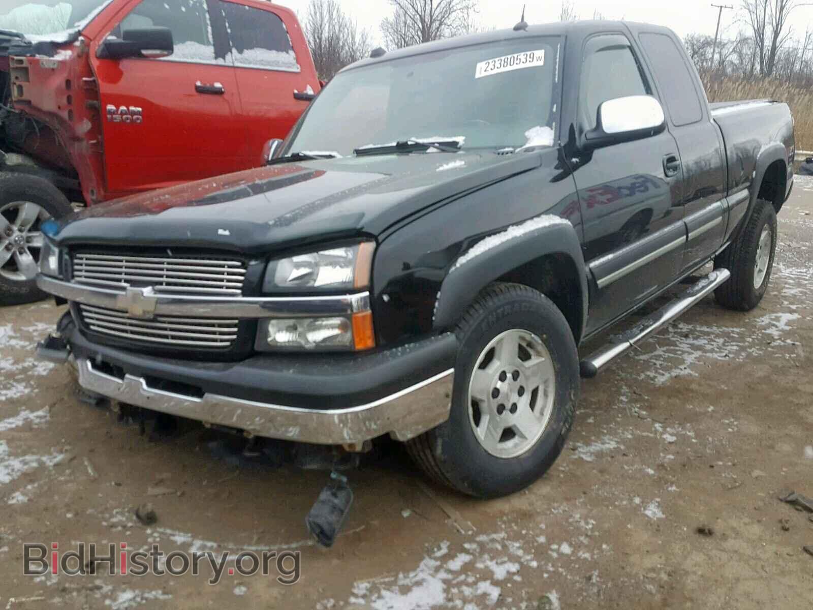 2005 CHEVROLET SILVERADO - VIN: 1GCEK19B05E171562 - Фото 2