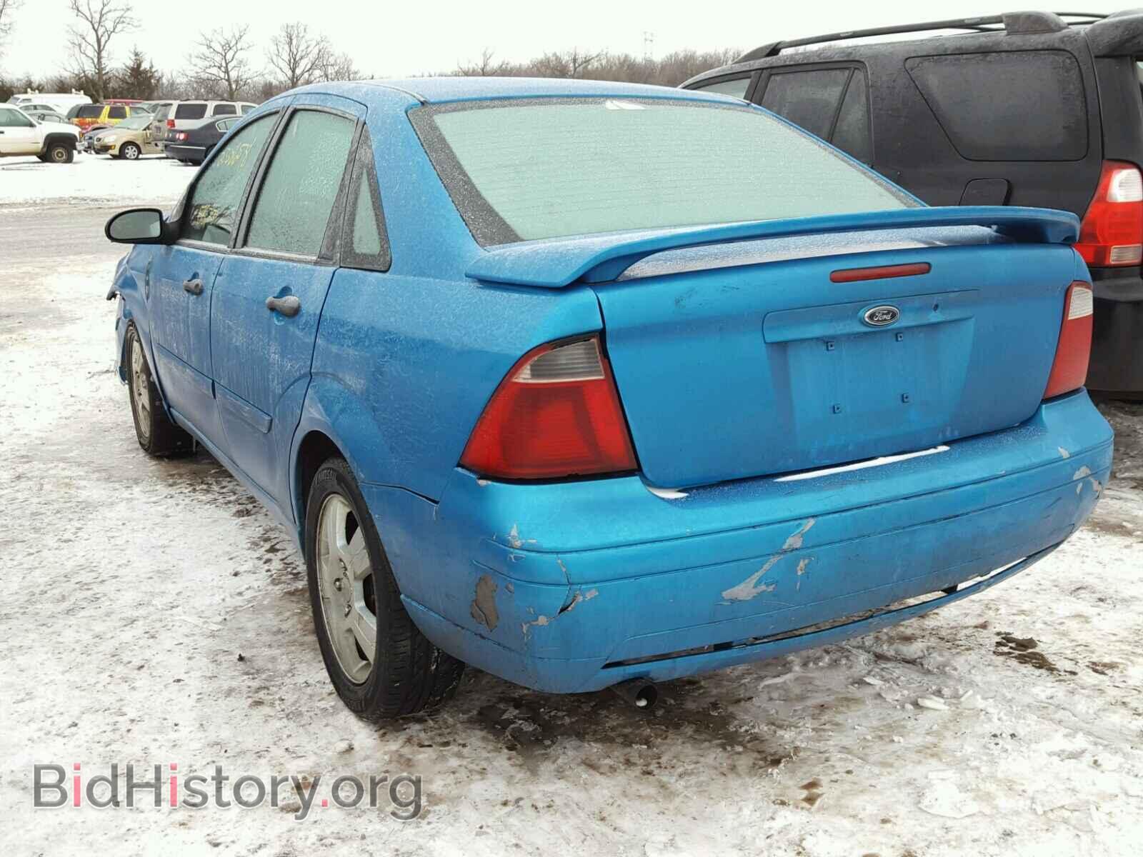 2007 FORD FOCUS - VIN: 1FAHP34N77W153977 - Фото 3