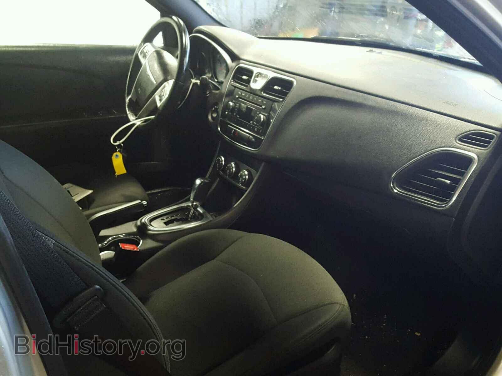 2011 CHRYSLER 200 - VIN: 1C3BC1FB0BN589978 - Фото 5