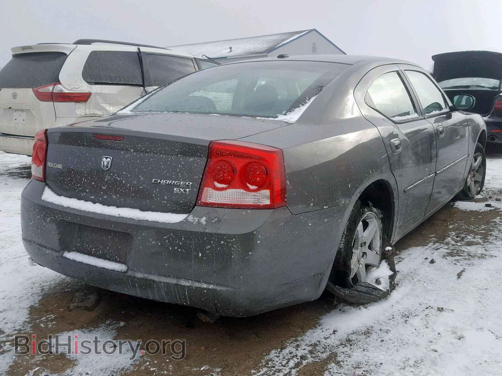2010 DODGE CHARGER - VIN: 2B3CA3CV8AH202392 - Фото 4