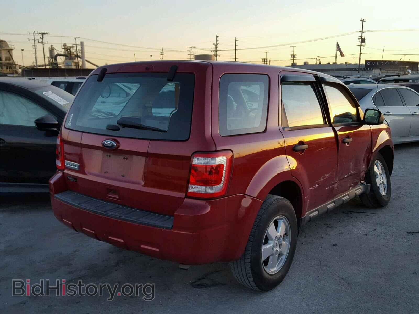 2011 FORD ESCAPE - VIN: 1FMCU0C74BKB44552 - Фото 4