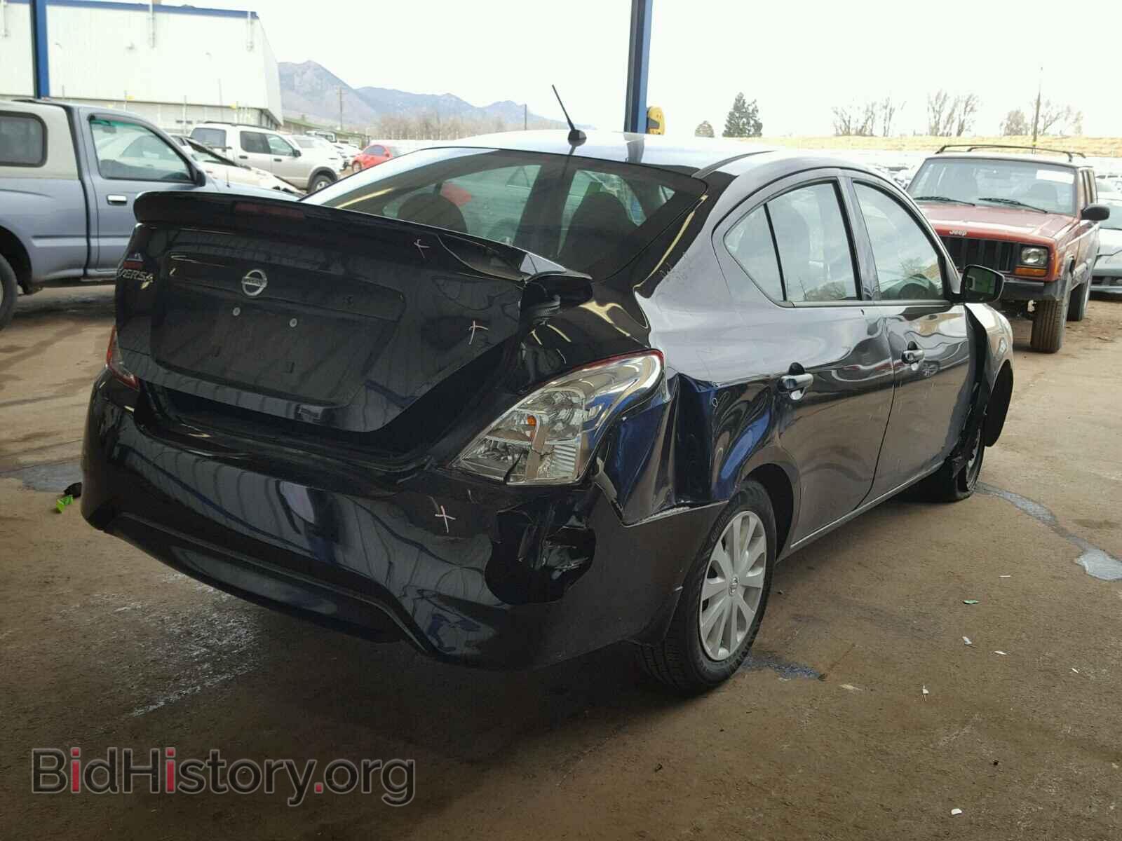 2017 NISSAN VERSA - VIN: 3N1CN7AP1HL818082 - Photo 4