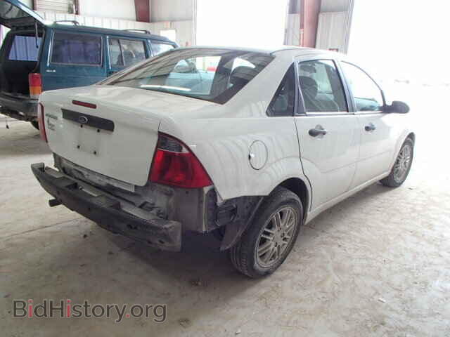 2007 FORD FOCUS - VIN: 1FAFP34NX7W307122 - Фото 4
