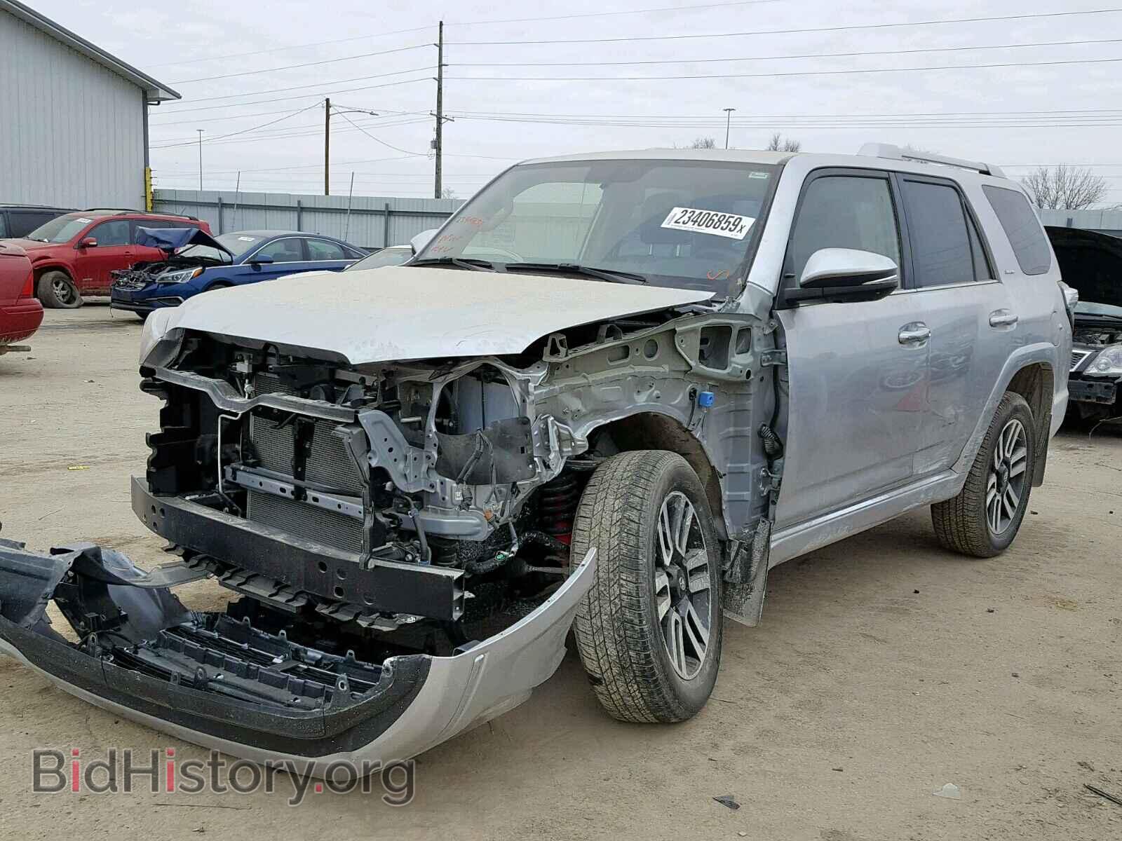 2017 TOYOTA 4RUNNER SR - VIN: JTEBU5JRXH5476533 - Фото 2