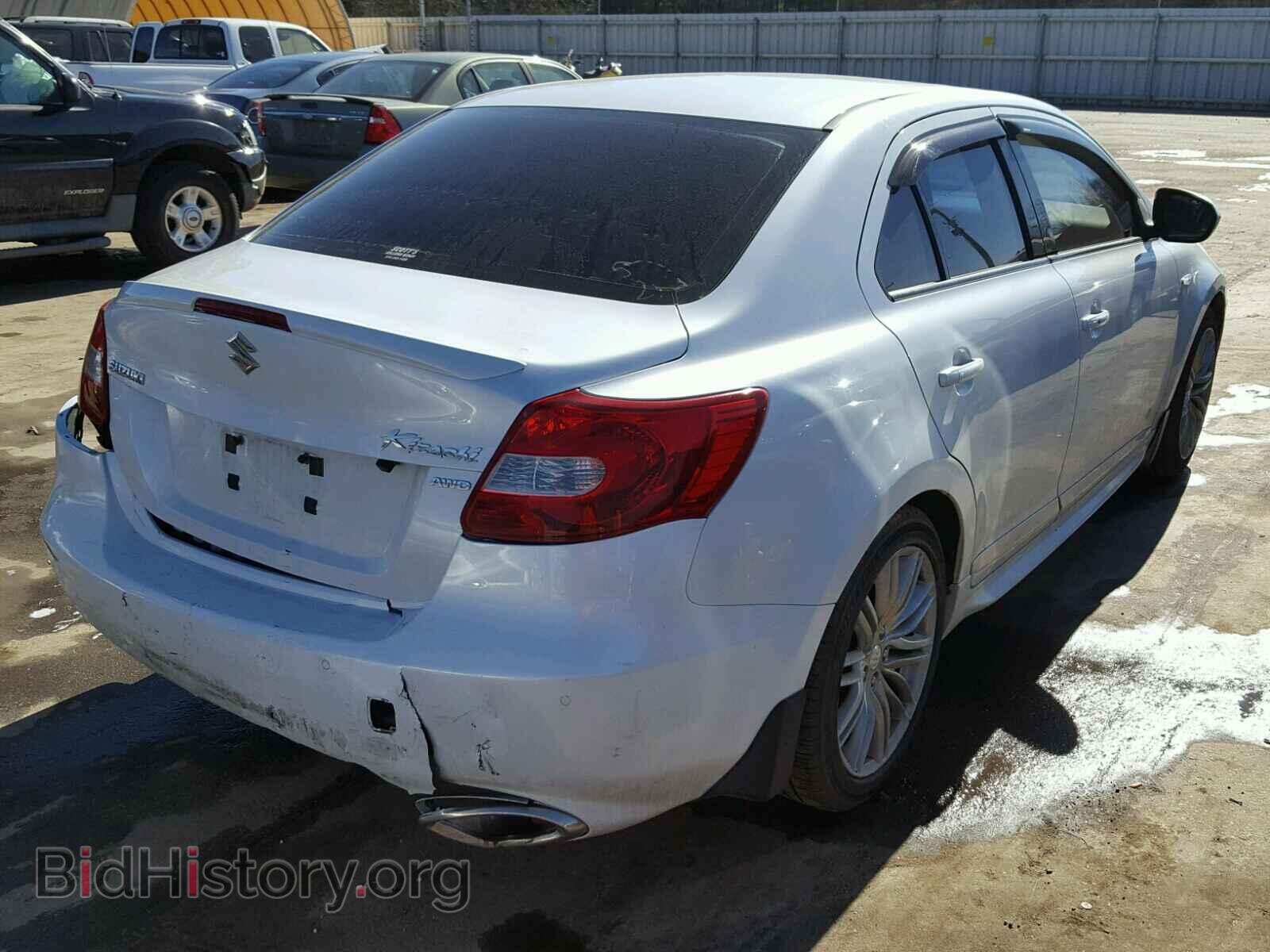 2011 SUZUKI KIZASHI - VIN: JS2RF9A87B6110063 - Photo 4