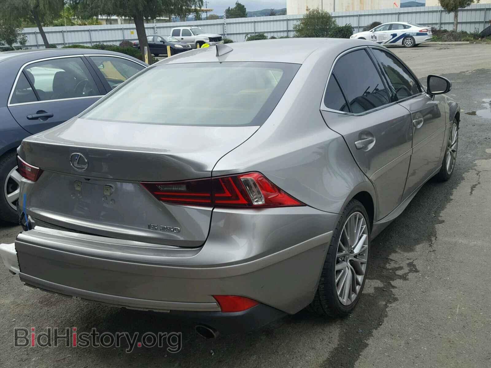 2014 LEXUS IS250 - VIN: JTHBF1D28E5005156 - Photo 4