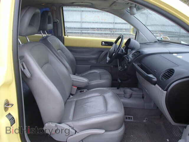 2000 VOLKSWAGEN BEETLE - VIN: 3VWDD21C4YM500596 - Фото 5