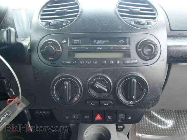 2000 VOLKSWAGEN BEETLE - VIN: 3VWDD21C4YM500596 - Фото 9