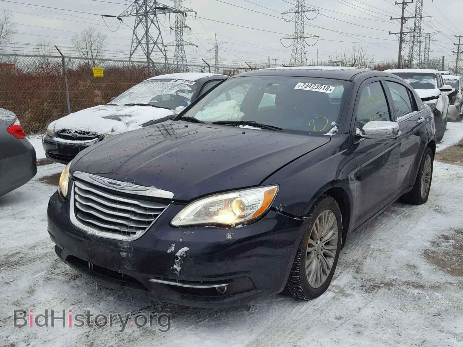 2012 CHRYSLER 200 - VIN: 1C3CCBCGXCN326084 - Фото 2