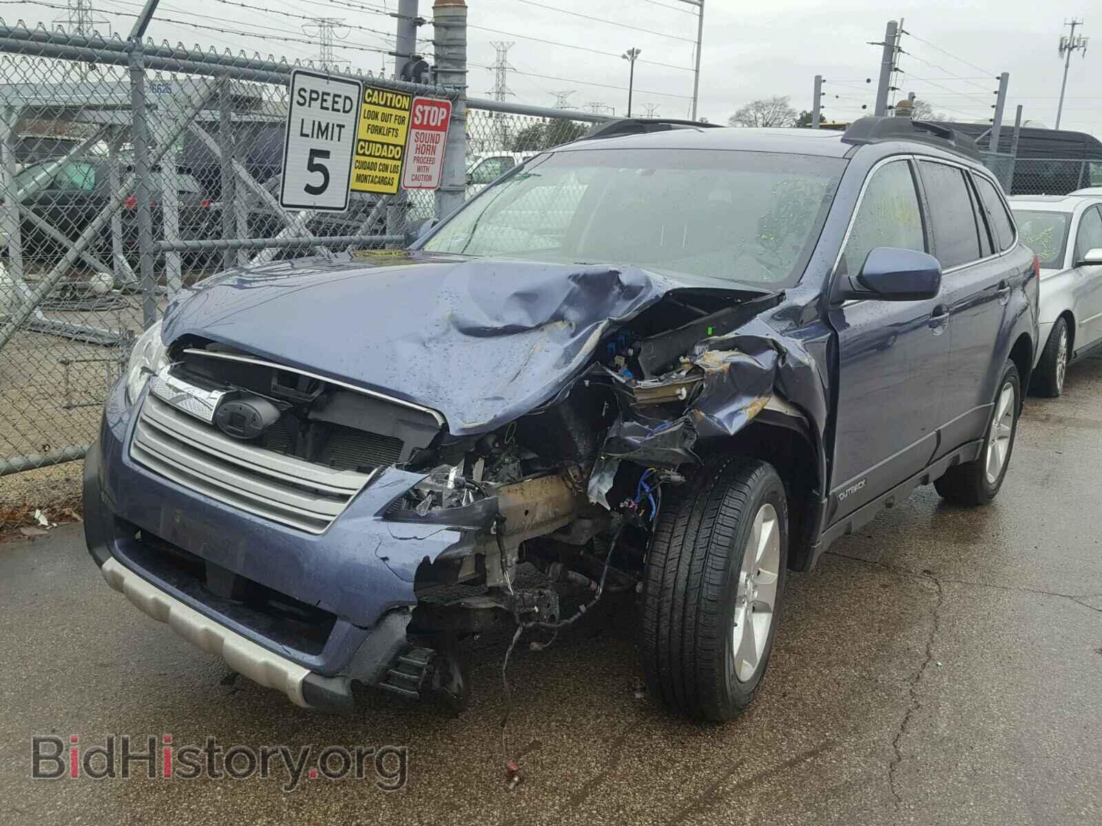 2014 SUBARU OUTBACK - VIN: 4S4BRCMC0E3264244 - Фото 2