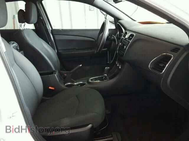 2012 CHRYSLER 200 - VIN: 1C3CCBAG4CN155223 - Фото 5