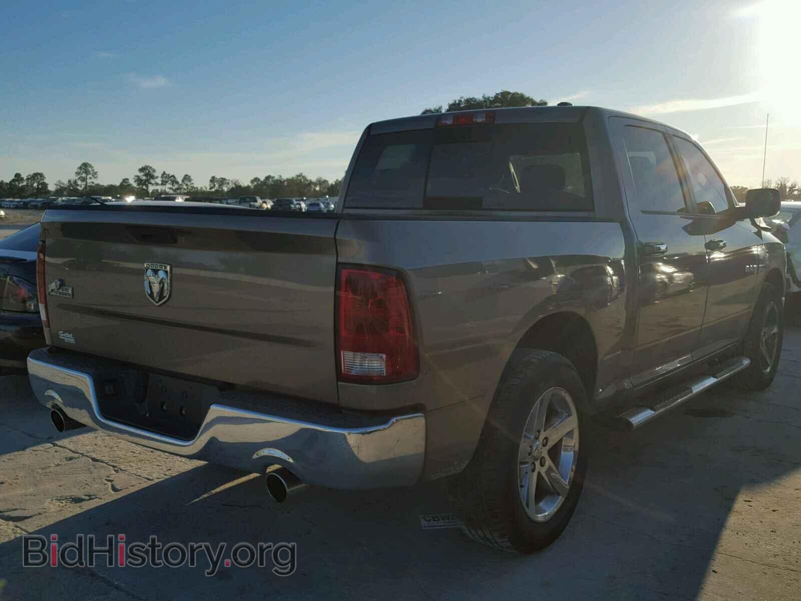 2010 DODGE RAM 1500 - VIN: 1D7RB1CTXAS206385 - Фото 4