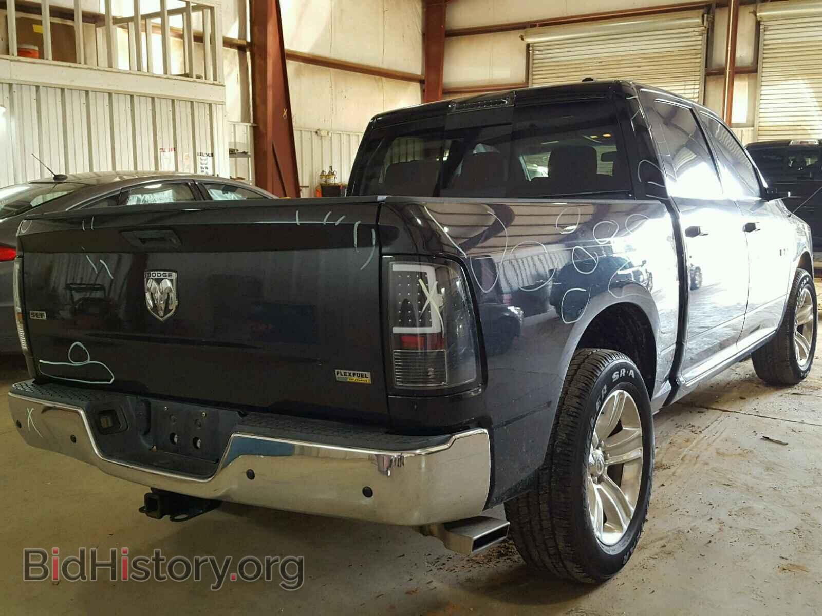 2010 DODGE RAM 1500 - VIN: 1D7RB1CP6AS244831 - Фото 4