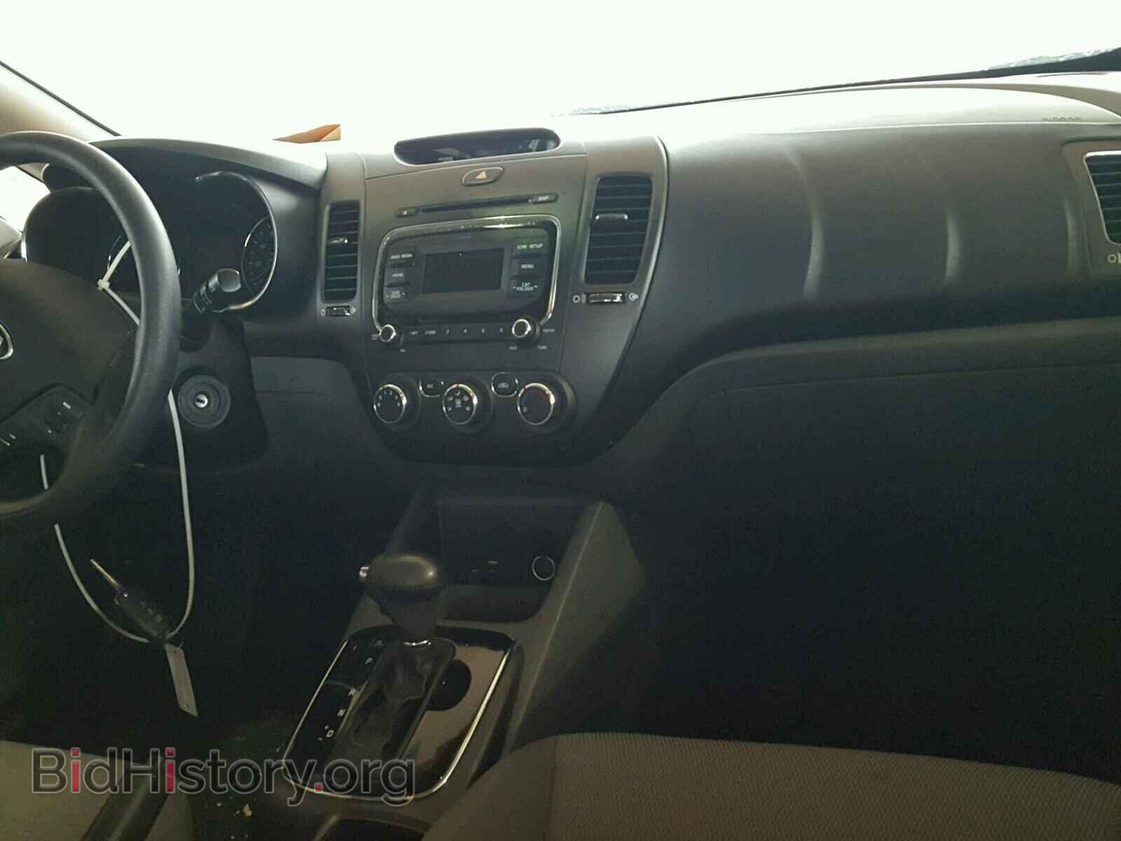 2017 KIA FORTE - VIN: 3KPFK4A73HE069002 - Фото 9