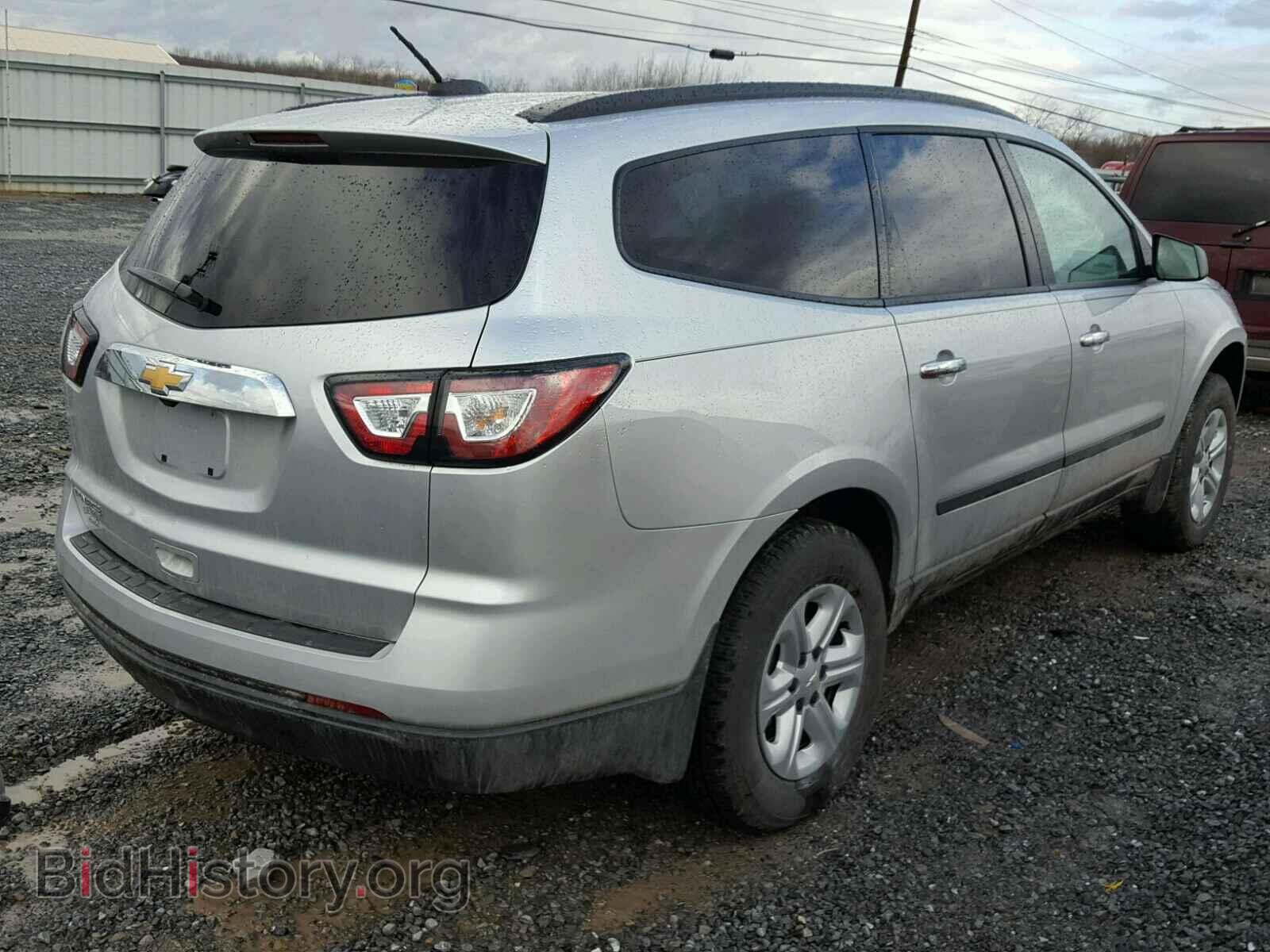 2017 CHEVROLET TRAVERSE - VIN: 1GNKRFKD5HJ264510 - Фото 4