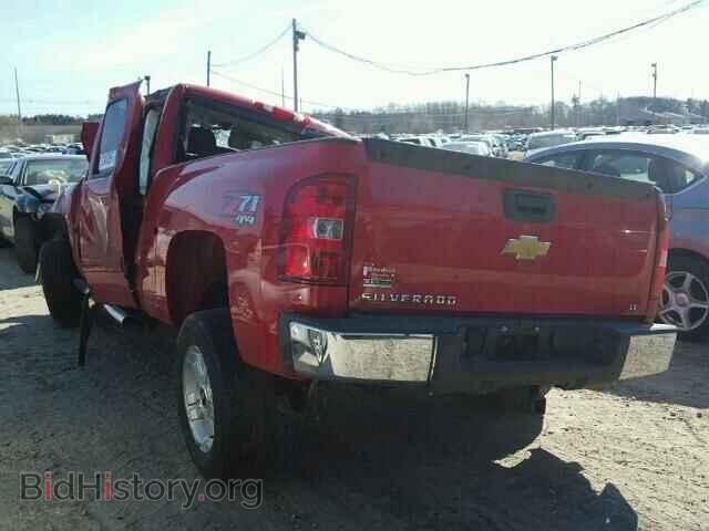2011 CHEVROLET SILVERADO - VIN: 1GCRKSE33BZ390302 - Фото 3
