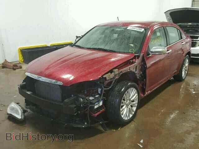 2011 CHRYSLER 200 - VIN: 1C3BC2FBXBN571090 - Фото 2