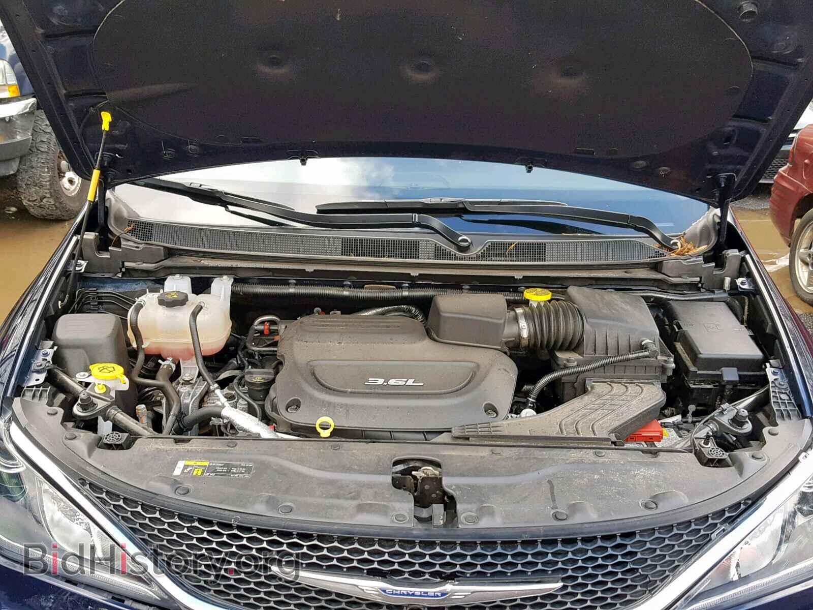 2018 CHRYSLER PACIFICA T - VIN: 2C4RC1EG5JR106218 - Фото 7