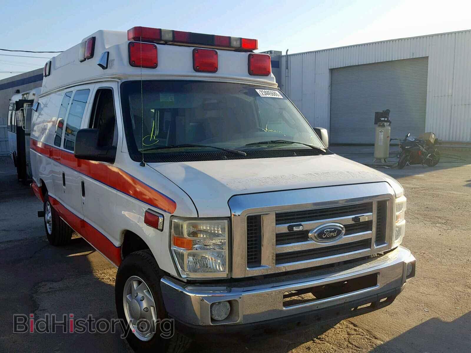 Photo 1FDSS34P78DB61229 - FORD ECONOLINE 2008