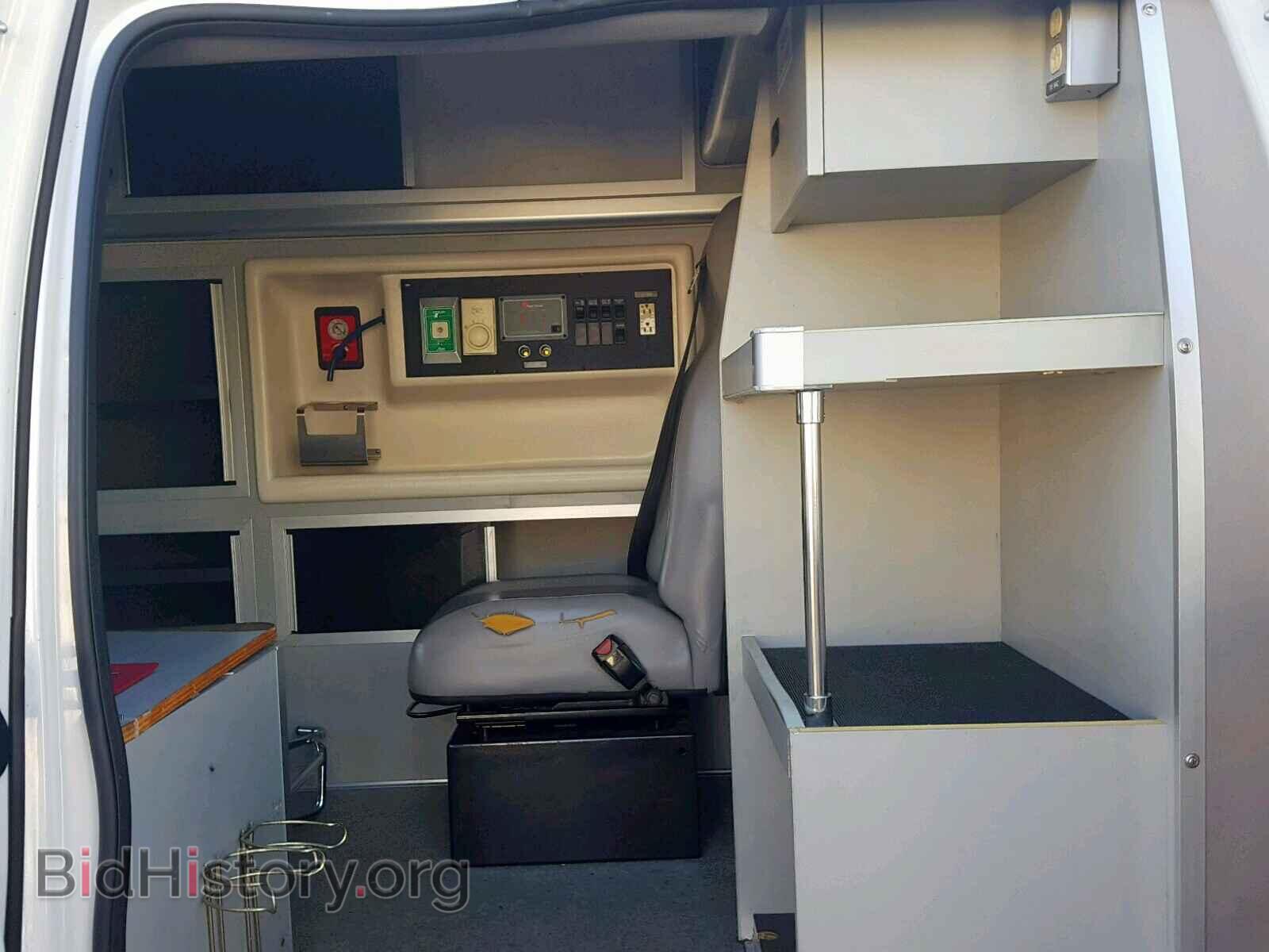 2008 FORD ECONOLINE - VIN: 1FDSS34P78DB61229 - Фото 6