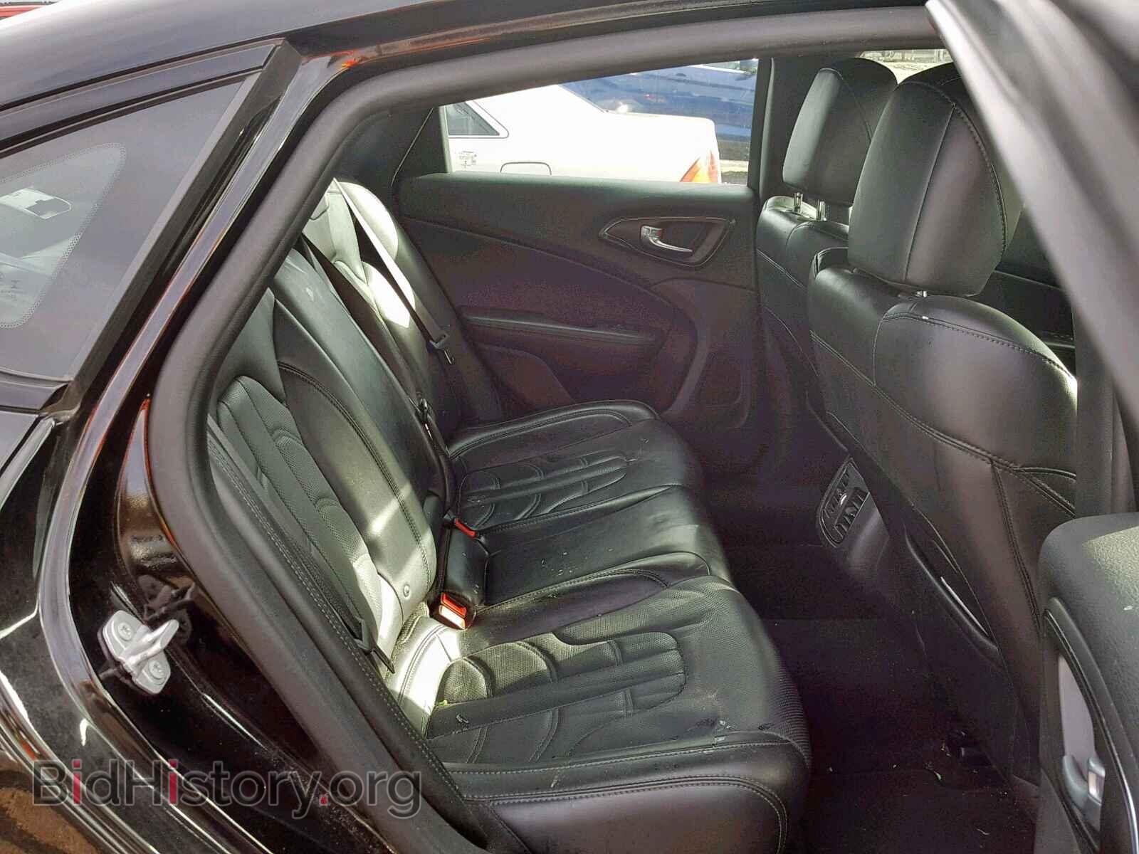 2016 CHRYSLER 200 - VIN: 1C3CCCBB5GN185751 - Фото 6