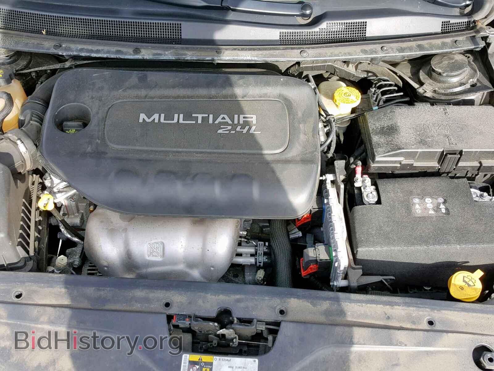 2016 CHRYSLER 200 - VIN: 1C3CCCBB5GN185751 - Фото 7