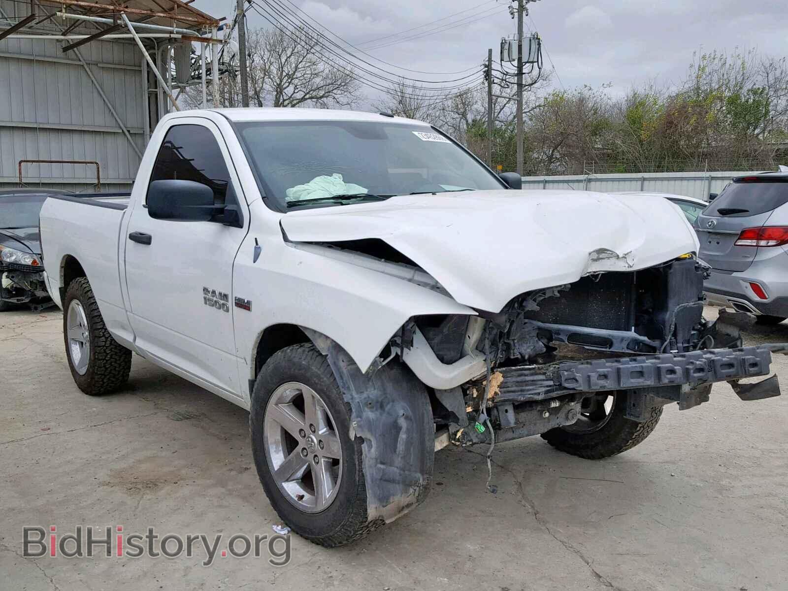 Фотография  - RAM 1500 ST 2013