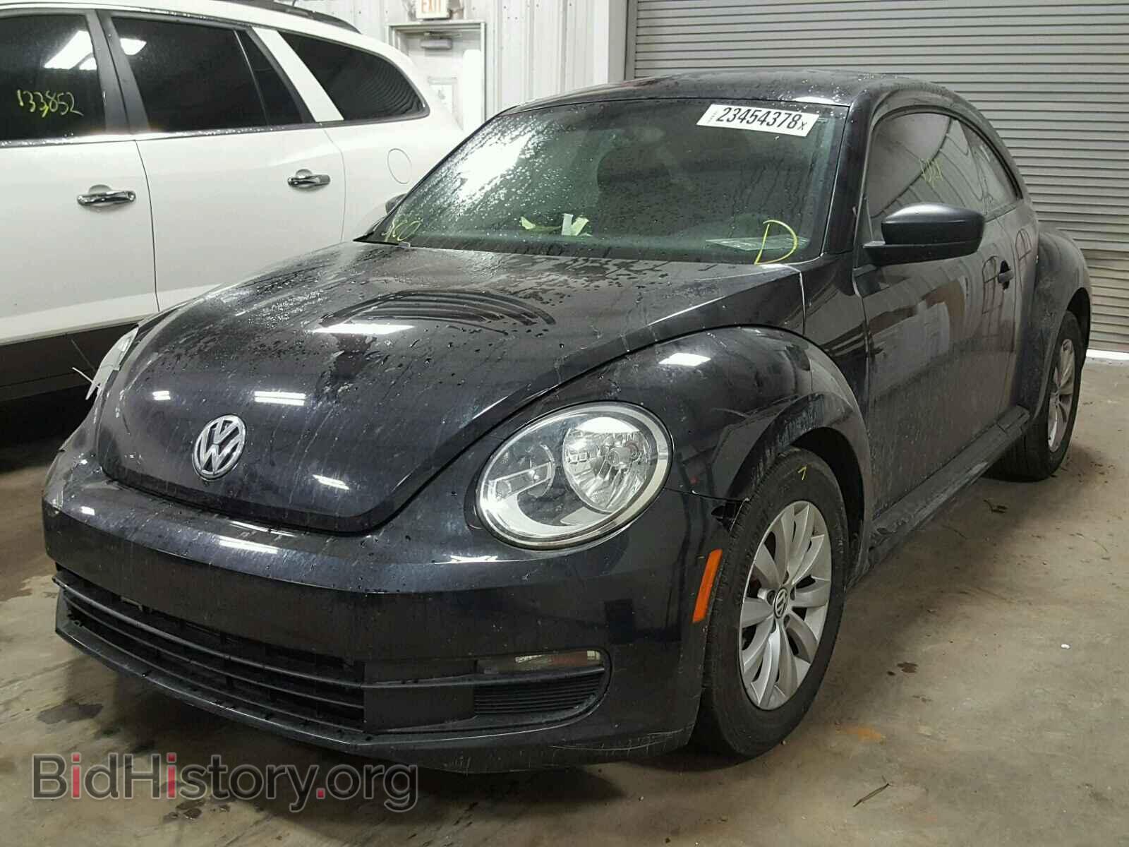 2016 VOLKSWAGEN BEETLE - VIN: 3VWF17AT0GM612468 - Фото 2