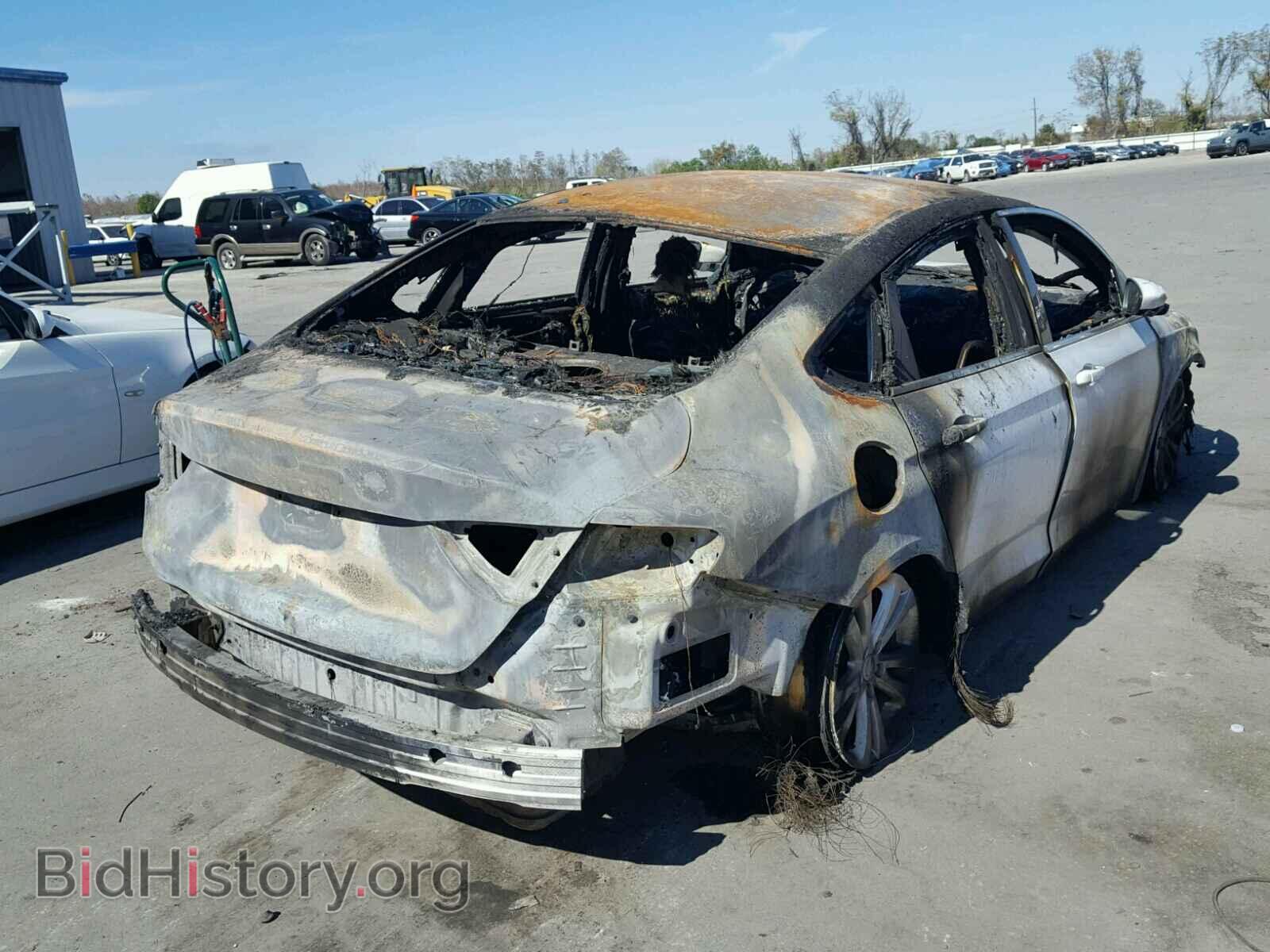 2016 CHRYSLER 200 - VIN: 1C3CCCABXGN108388 - Фото 4