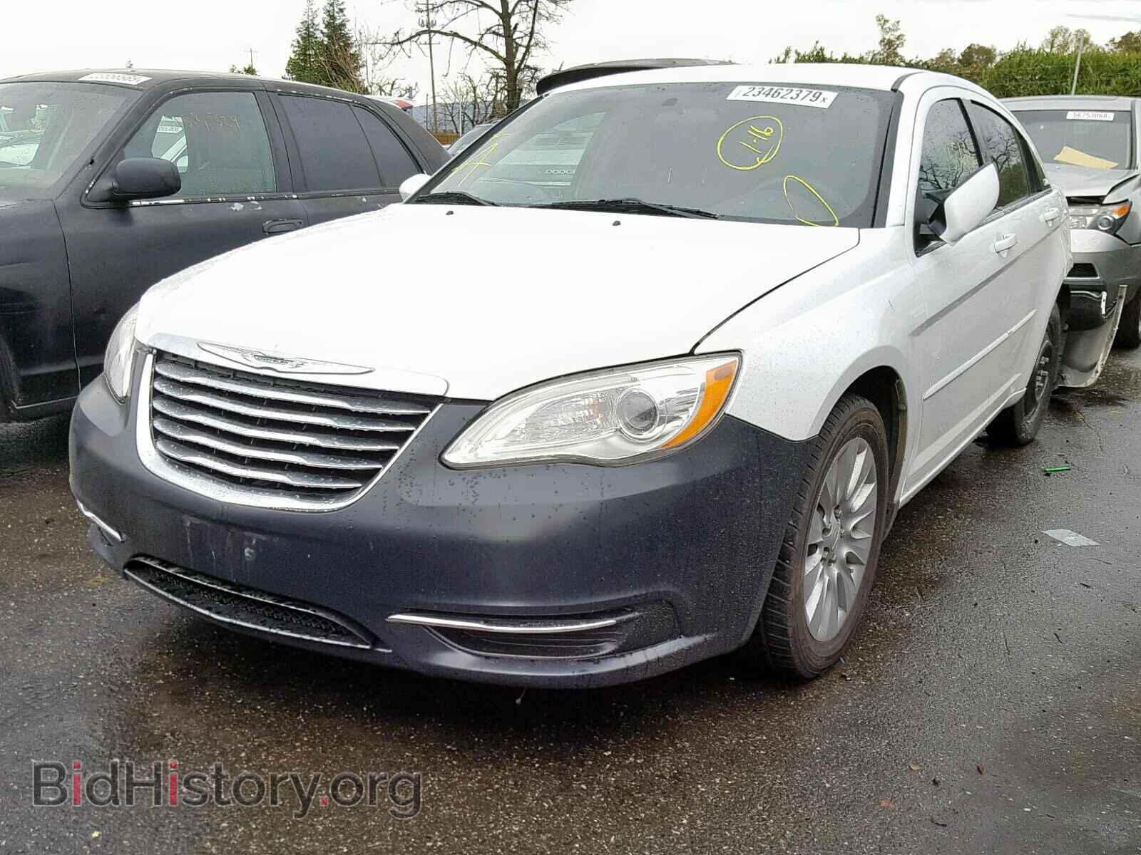 2012 CHRYSLER 200 - VIN: 1C3CCBAB7CN202247 - Фото 2
