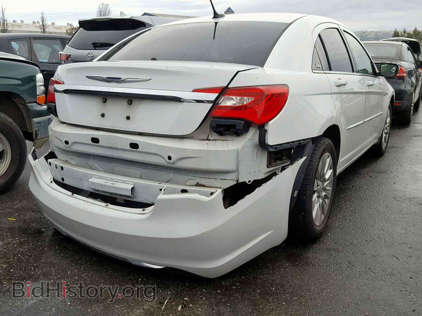 2012 CHRYSLER 200 - VIN: 1C3CCBAB7CN202247 - Фото 4