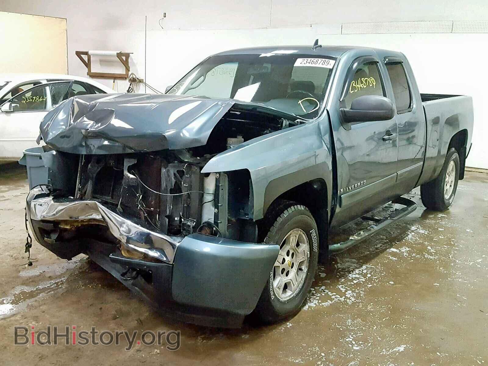 2008 CHEVROLET SILVERADO - VIN: 2GCEK190681105165 - Фото 2