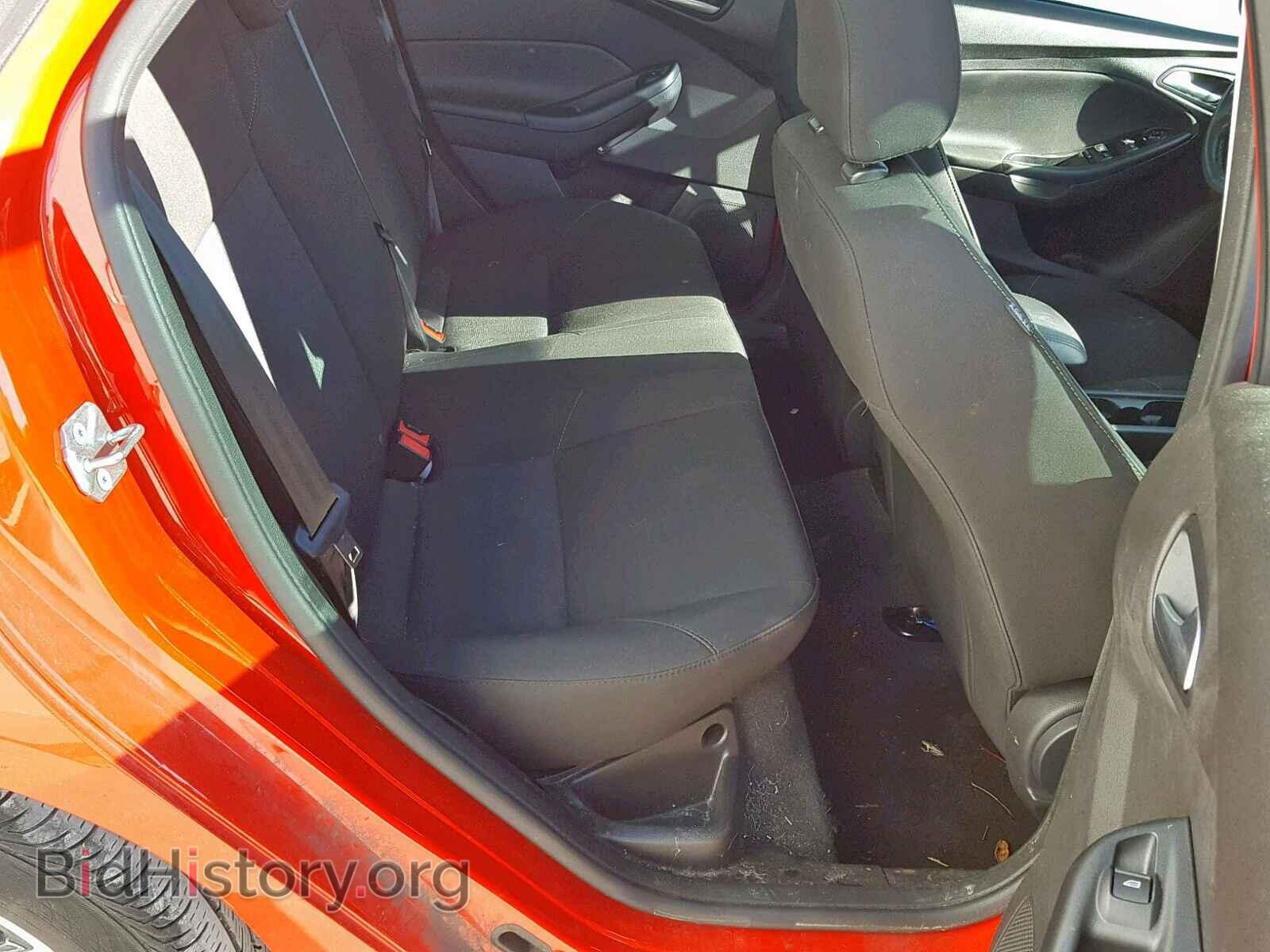 2016 FORD FOCUS SE - VIN: 1FADP3F23GL304641 - Фото 6