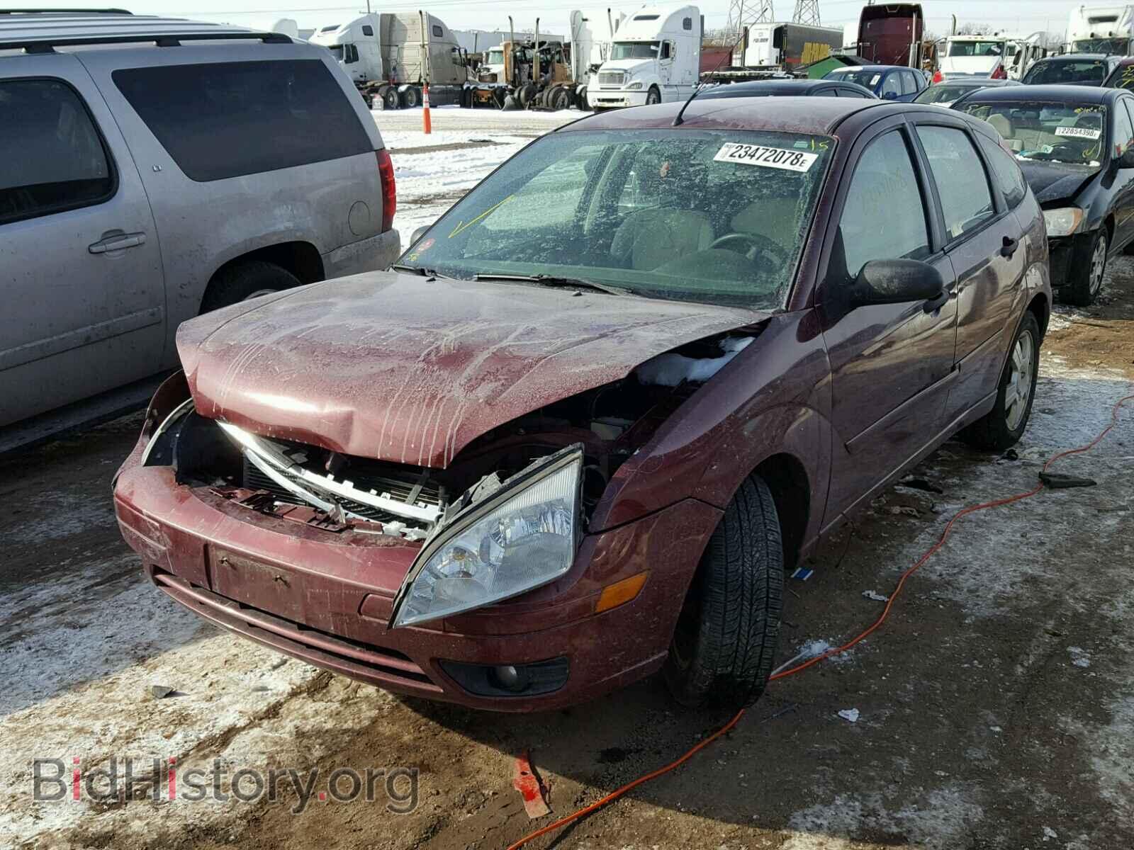 2007 FORD FOCUS - VIN: 1FAHP37N97W263280 - Photo 2