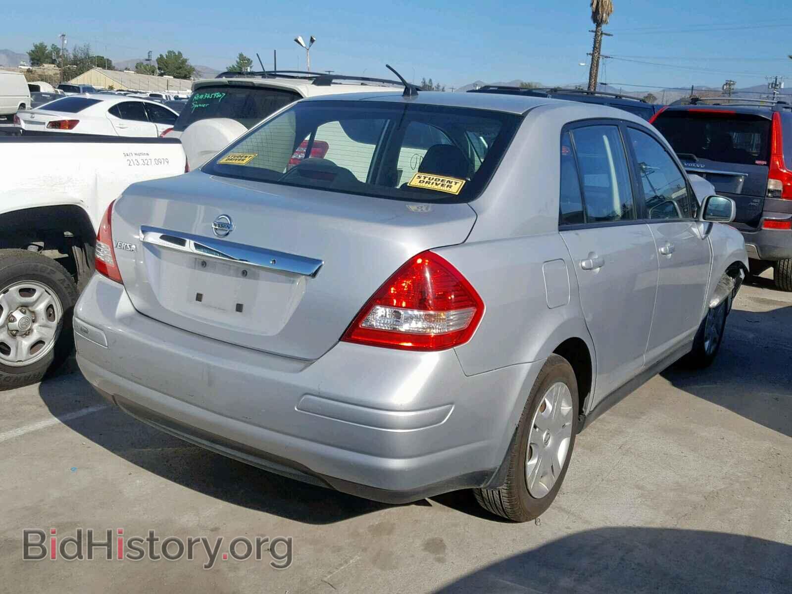 2010 NISSAN VERSA - VIN: 3N1BC1AP3AL366530 - Фото 4