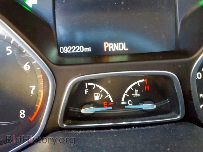 2016 Ford FOCUS (VIN 1FADP3E29GL254586) — фото 8 из 10