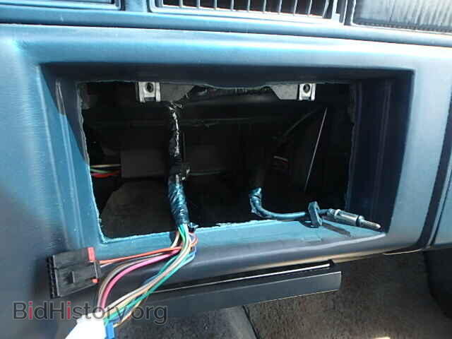 1992 CADILLAC DEVILLE - VIN: 1G6CD53B9N4286588 - Photo 9