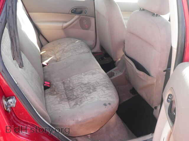 2005 FORD FOCUS - VIN: 1FAFP34N75W220095 - Фото 6