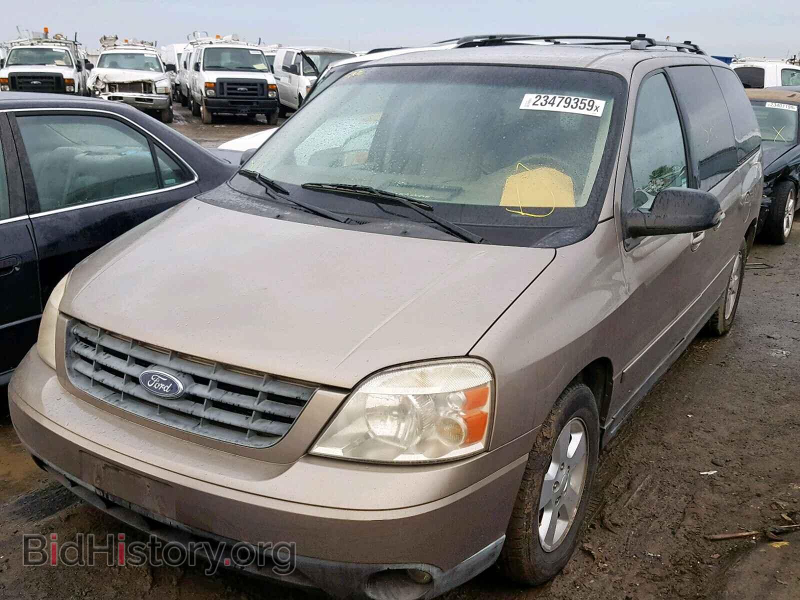 2004 FORD FREESTAR - VIN: 2FMZA57664BA52809 - Фото 2