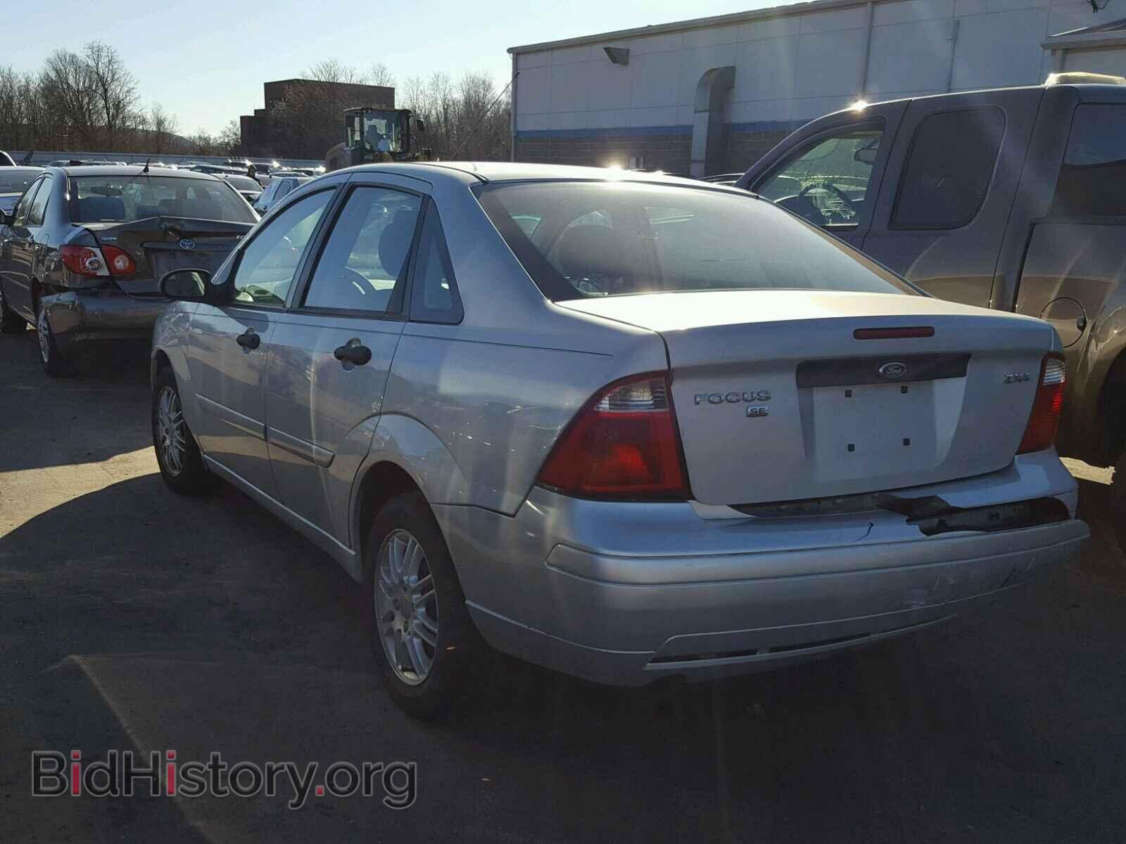 2005 FORD FOCUS - VIN: 1FAFP34N65W261348 - Фото 3
