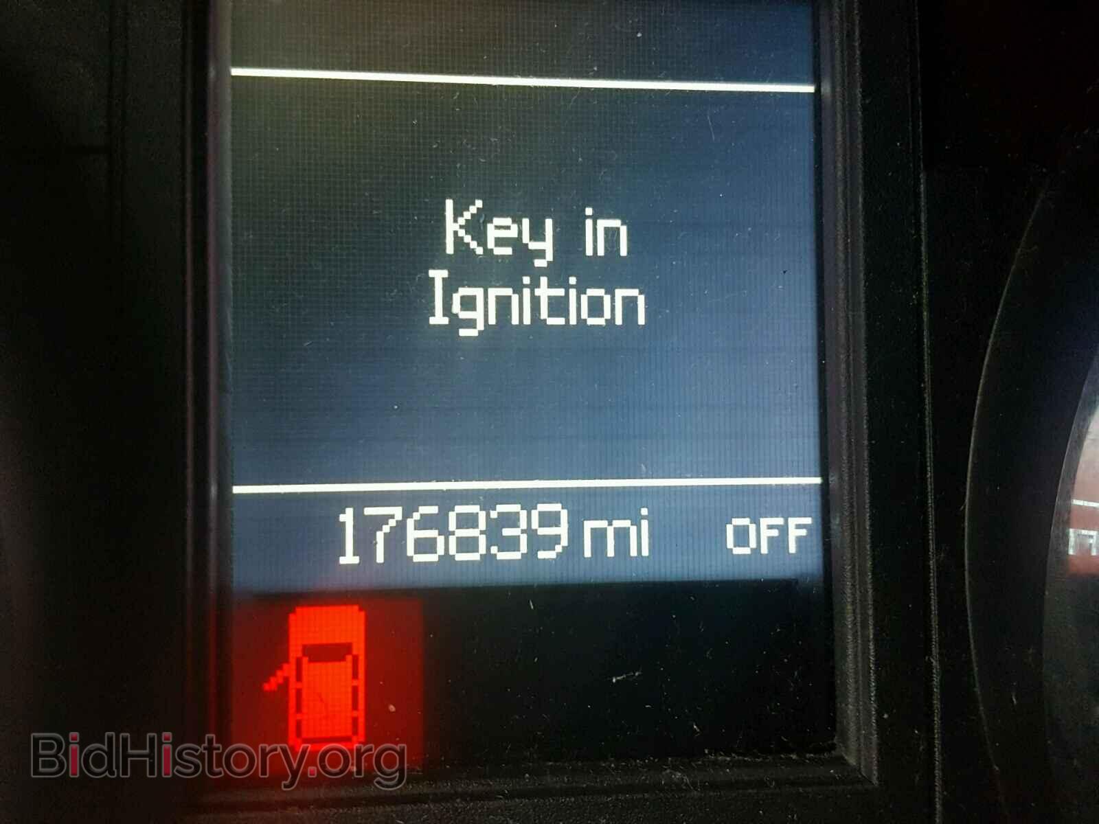 2011 DODGE CARAVAN - VIN: 2D4RN5DG4BR649843 - Фото 8