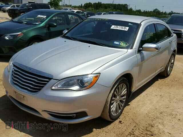 2011 CHRYSLER 200 - VIN: 1C3BC2FB3BN501060 - Photo 2