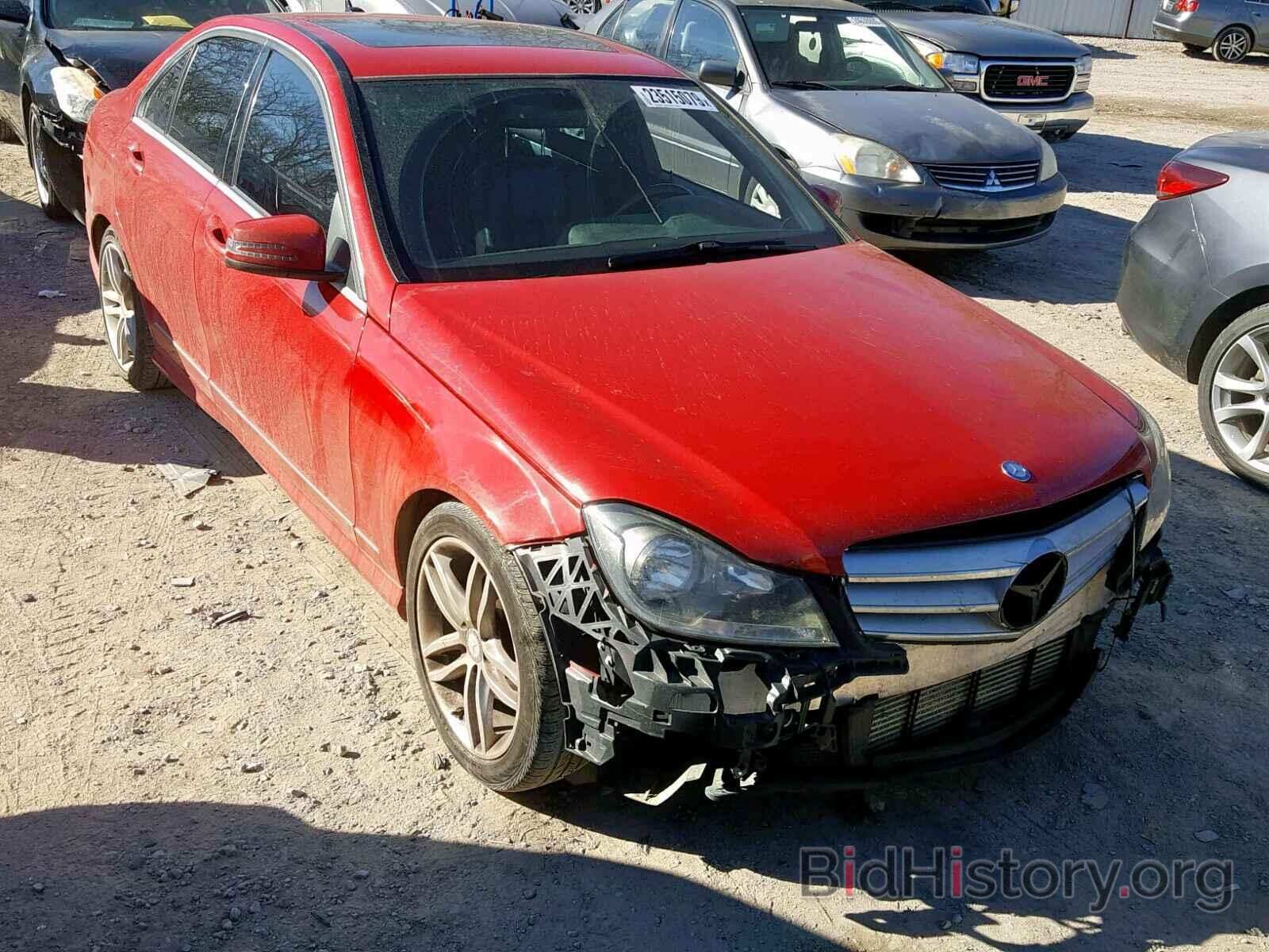 Photo WDDGF4HB3DR275234 - MERCEDES-BENZ C 250 2013