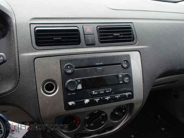 2007 FORD FOCUS - VIN: 1FAFP34N57W151362 - Фото 9