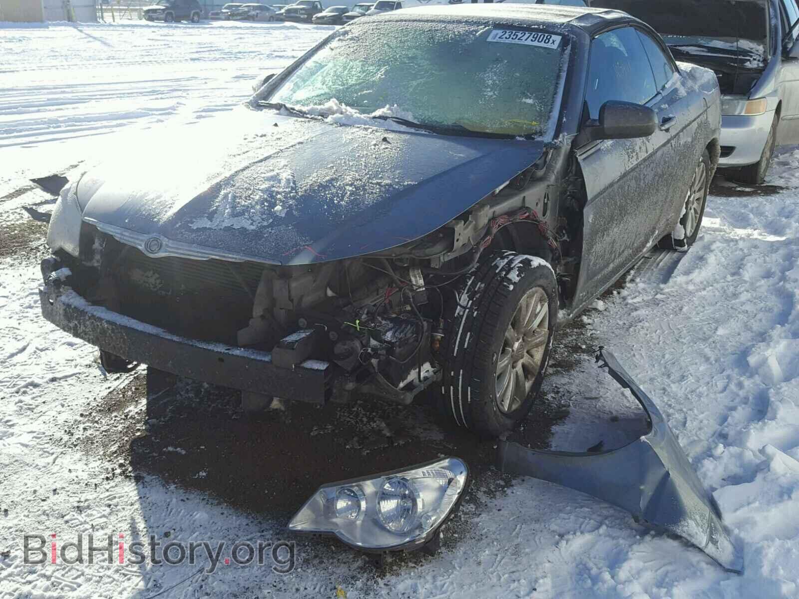 2010 CHRYSLER SEBRING - VIN: 1C3BC5ED0AN166505 - Фото 2