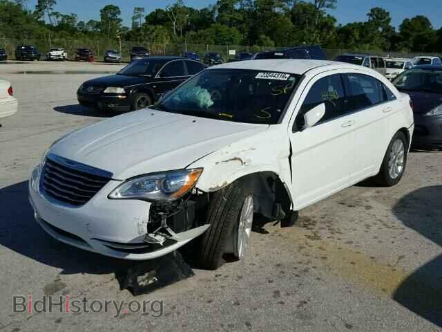 2013 CHRYSLER 200 - VIN: 1C3CCBBG4DN527367 - Фото 2
